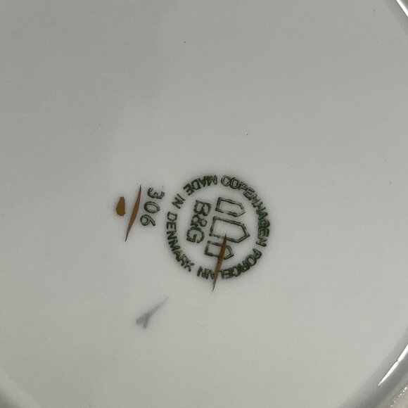 Bing & Grondahl Seagull Tea Cup Set w/ dessert sandwich plate - Picture 9 of 10